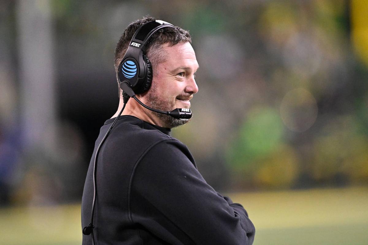  Oregon Ducks head coach Dan Lanning. Craig Strobeck-Imagn Images