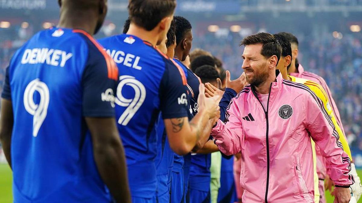  Lionel Messi (right) dominated against FC Cincinnati in the 2025 MLS Cup playoffs. | Jeff Dean/Getty Images 