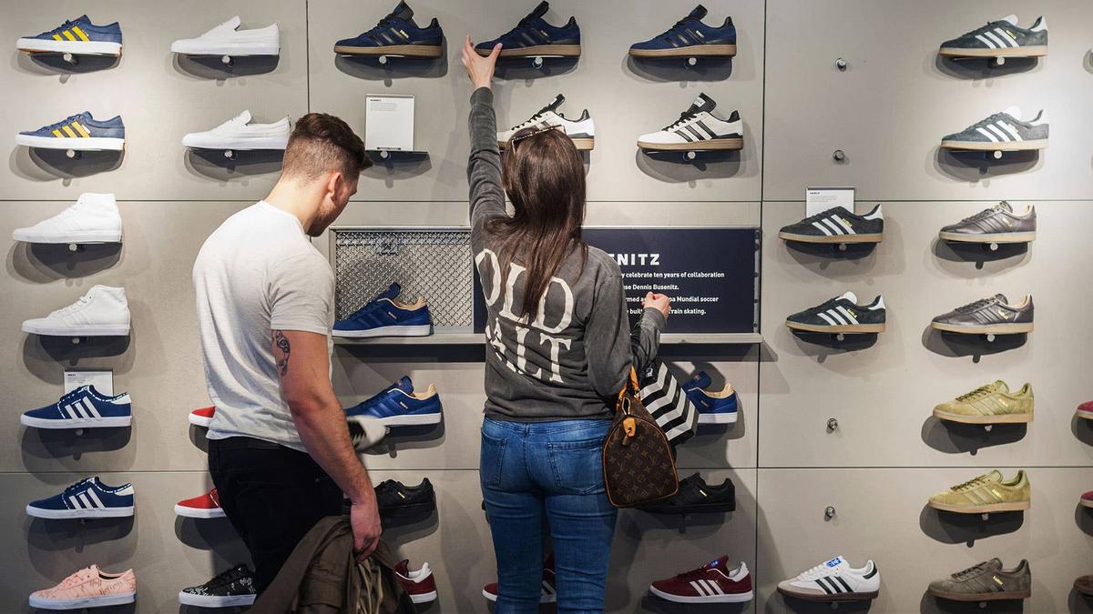  Large brands dominate the sneaker industry. Shutterstock