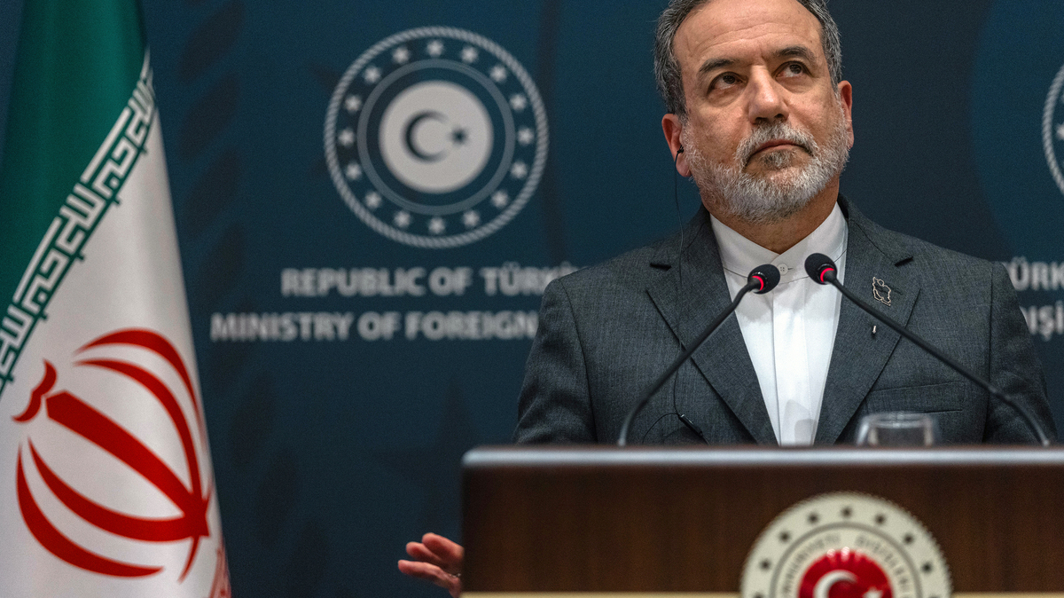 Iranian Foreign Minister Abbas Araghchi gives a statement at the Ritz Hotel as he meets Turkey's Foreign Minister Hakan Fidan, on Jan. 30, 2026, in Istanbul, Turkey. (Burak Kara/Getty Images/TNS)
