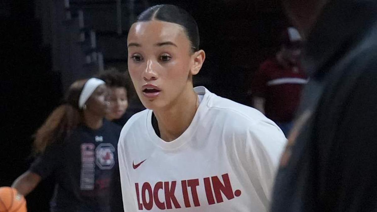  University of Southern California forward Jazzy Davidson (9) warms up before the game with University of South Carolina Monday, March 23, 2026, during the first quarter NCAA Women's Basketball Tournament at Colonial Life Arena in Columbia, South Carolina. | Ken Ruinard / USA Today Network South Carolina / USA TODAY NETWORK via Imagn Images 