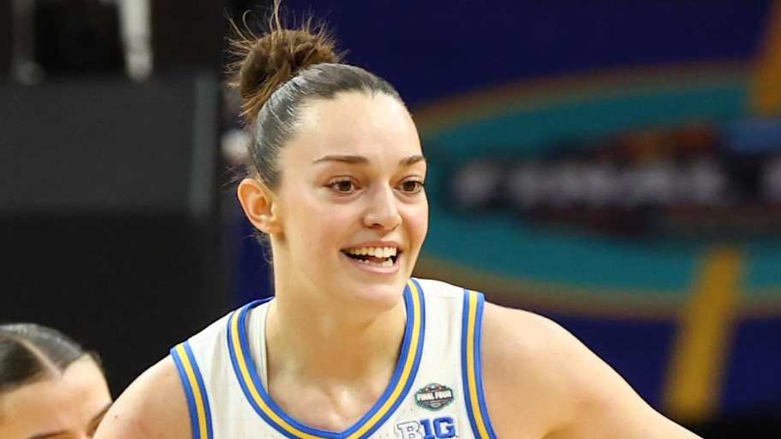  Apr 5, 2026; Phoenix, AZ, USA; UCLA Bruins forward Angela Dugalic (32) celebrates against the South Carolina Gamecocks in the second quarter during the National Championship game of the women's 2026 NCAA Tournament at Mortgage Matchup Center. Mandatory Credit: Mark J. Rebilas-Imagn Images | Mark J. Rebilas-Imagn Images 