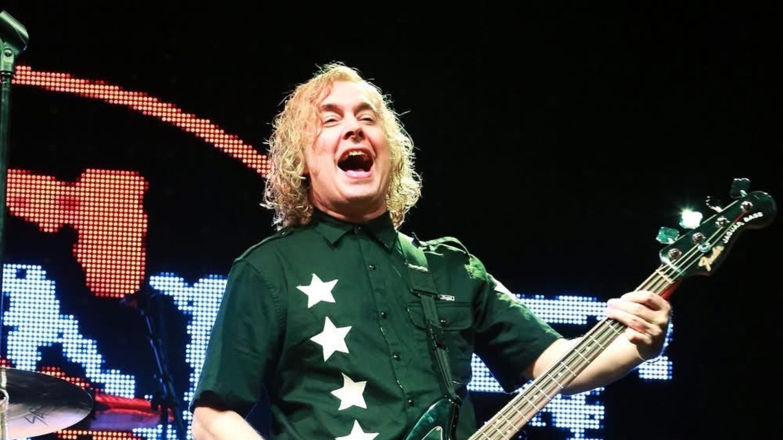 '90s rock band Sponge offers reward after guitars were stolen on tour 