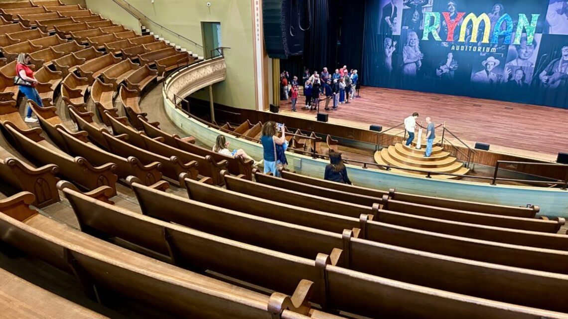 Hit the Right Note: Your Complete Guide to Planning a Nashville Music Getaway 