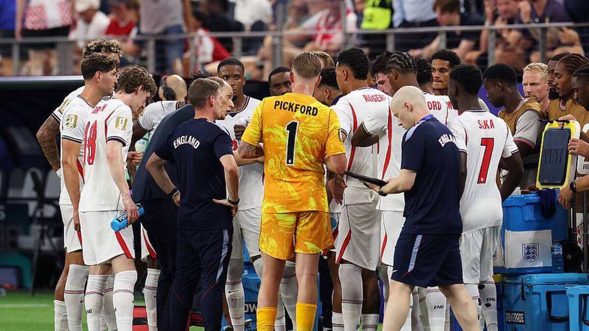  England players were made to stop in a climate-controlled stadium. | Eddie Keogh/The FA/Getty Images 