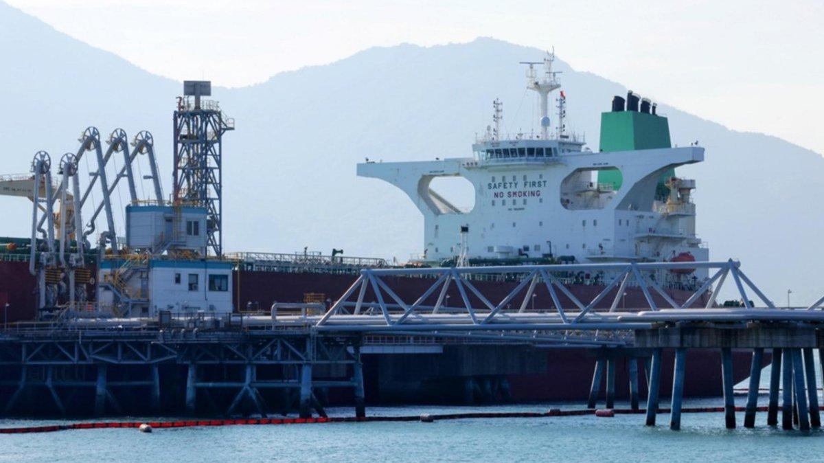 A South Korean oil tanker is moored at a pier of refiner GS Caltex Corp. in Yeosu, South Jeolla Province, South Korea, 08 May 2026. The tanker, loaded with 2 million barrels of crude oil, left the Saudi port of Yanbu in mid-April and exited via an alternative route on the Red Sea, marking the first shipment of crude oil to the nation since the blockade of the Strait of Hormuz amid the prolonged war in the Middle East. Photo by YONHAP / EPA