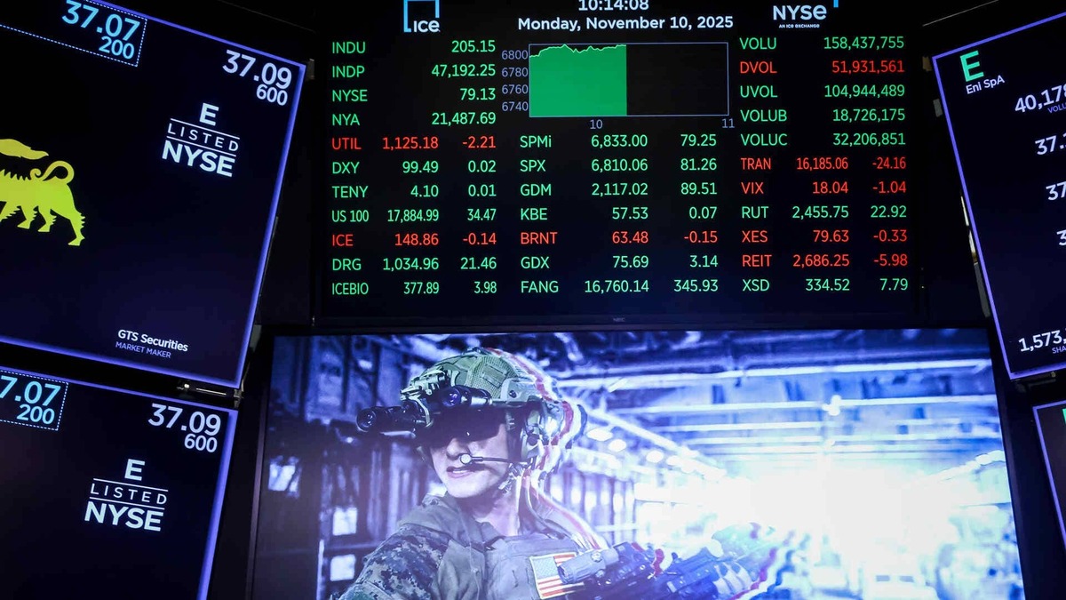  Morgan Stanley disclosed investment banking relationships and ownership stakes in major defense contractors, including Lockheed Martin (LMT), Northrop Grumman (NOC), and L3Harris Technologies (LHX). 