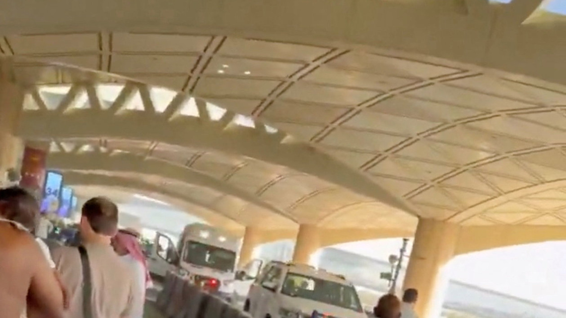 One dead in new attack on Saudi airport, a day after Houthi strike kills 13 
