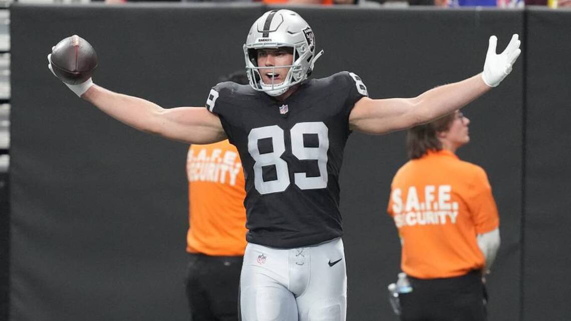 Brock Bowers Leads Group of League-Winning Fantasy Football Tight Ends