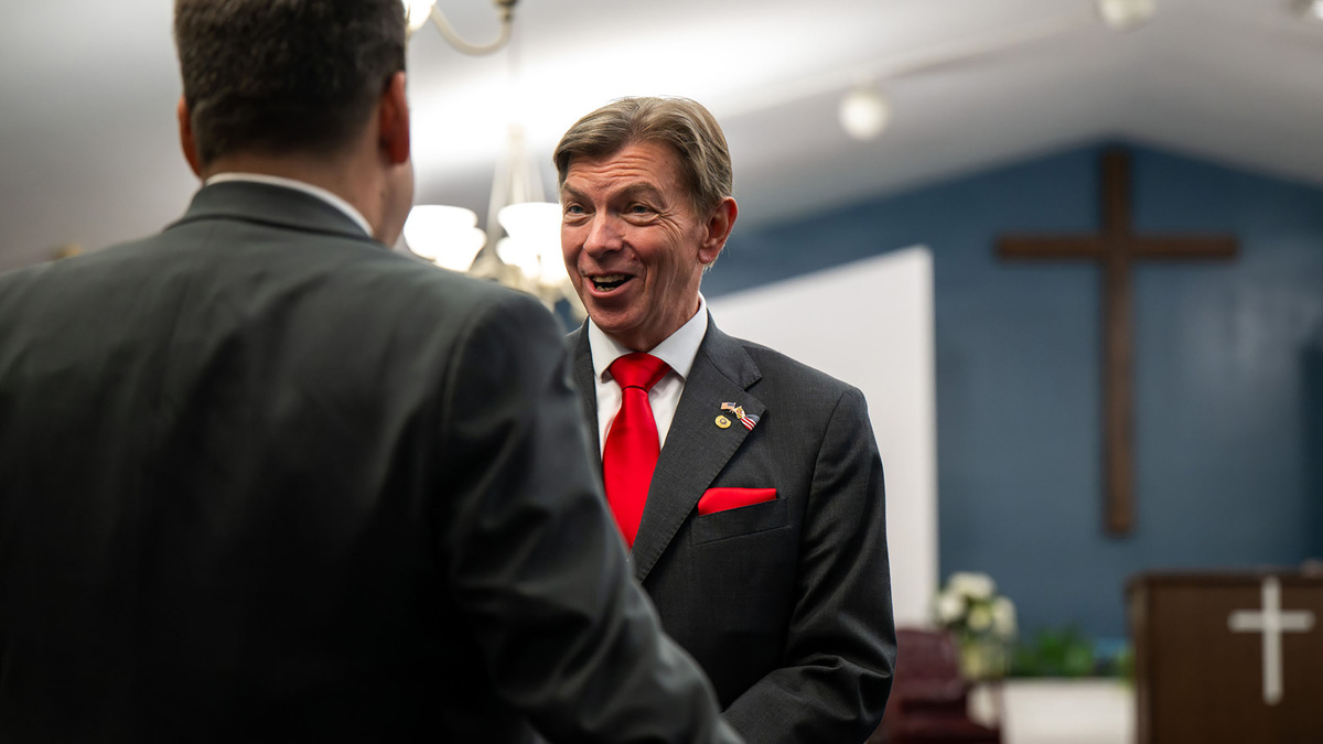 Republican gubernatorial candidate John Myrick speaks with Pastor William Tyson following a service Sunday, June 14, 2026, at Woodlawn Baptist Church in Bowie, Md. (Ryan Bowie/The Baltimore Sun/TNS)
