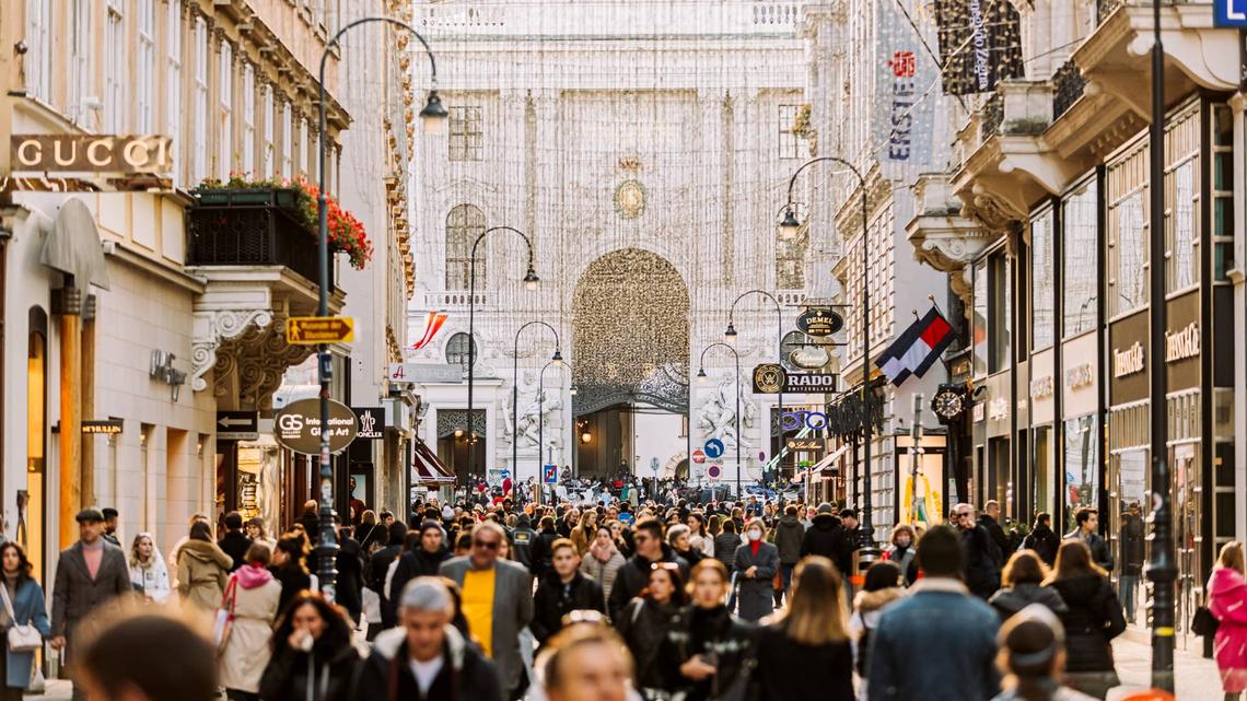 Saks Global cuts 16% corporate jobs as bankruptcy exit nears 