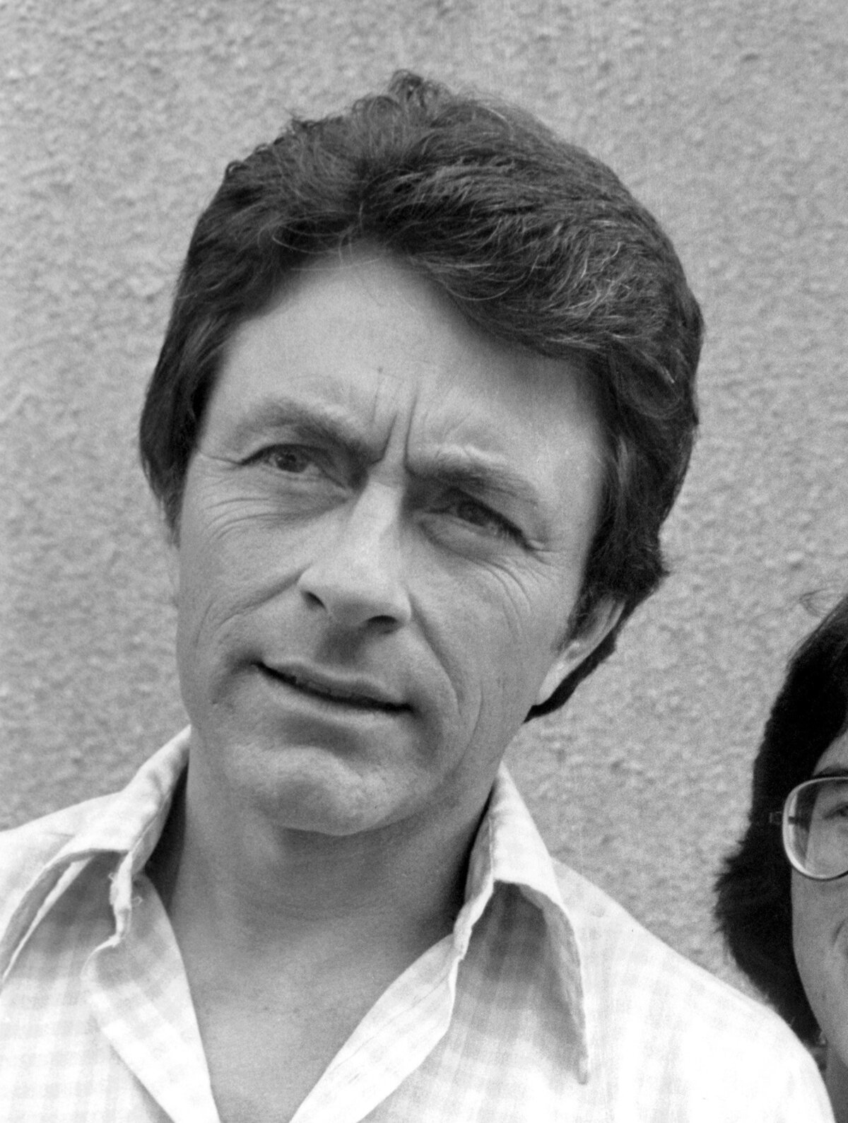Bill Bixby and Brandon Cruz on the set of The Incredible Hulk©NBCUniversal/courtesy MovieStillsDB.com