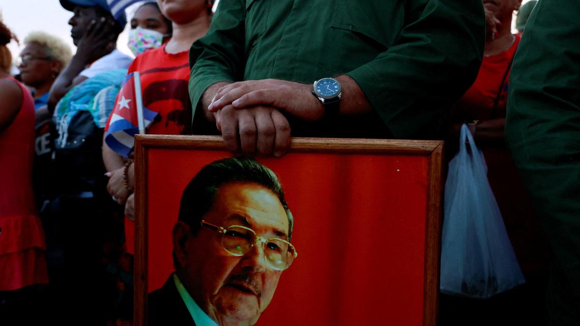 Explainer-Despite Trump's pressure, Cuba may not turn out like Venezuela 