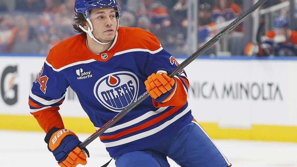 Oilers bring back F Colton Dach on 2-year contract 