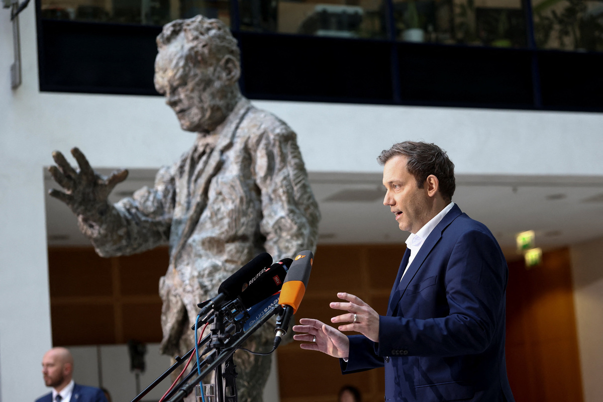 Germany's Social Democrats to re-elect full leadership after labour ...