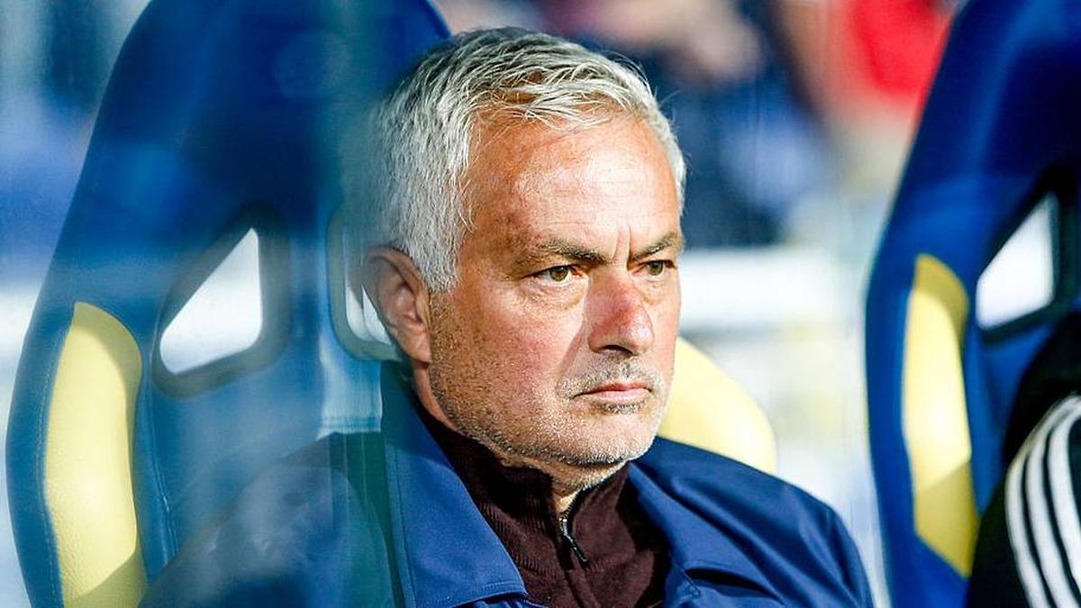  José Mourinho is bringing some changes to Real Madrid. | Valter Gouveia/NurPhoto/Getty Images 