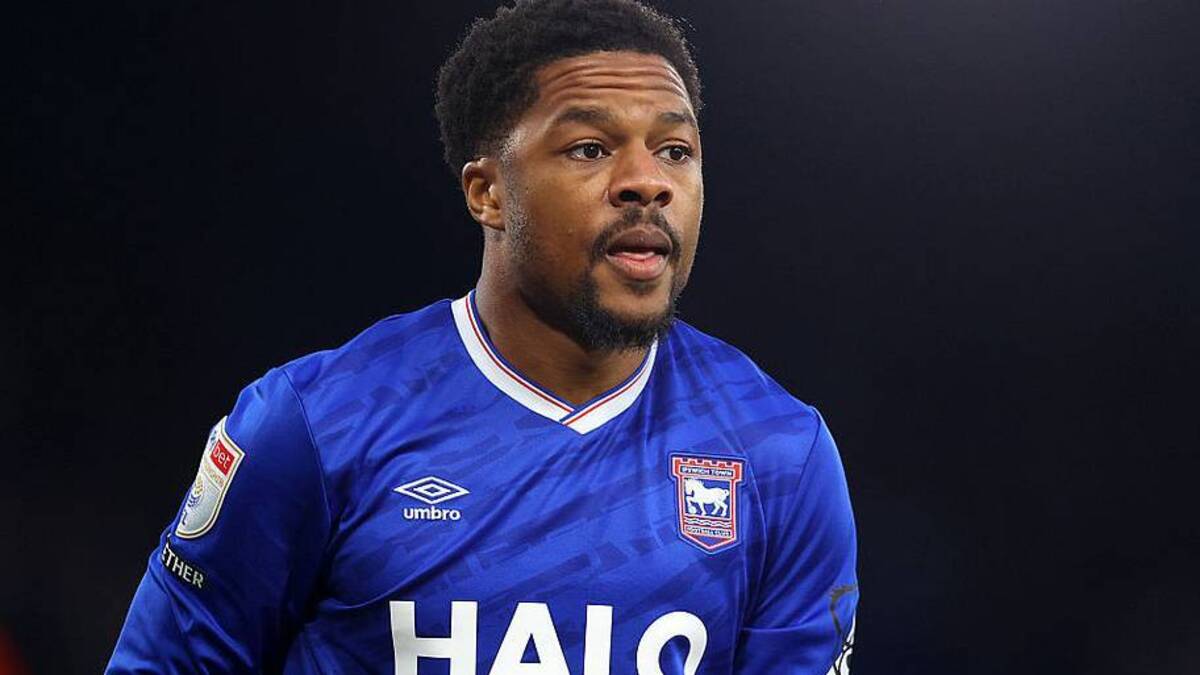  Akpom might struggle for playing time in the Premier League. | Izzy Poles/AMA/Getty Images 