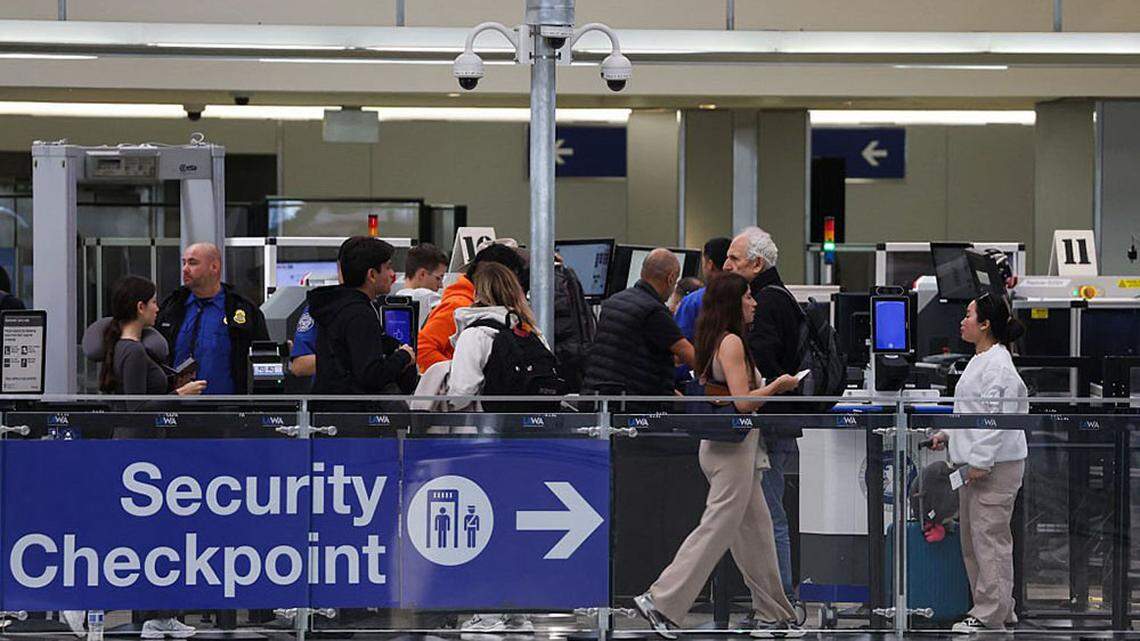 'Don't make any deal': Trump tells GOP to hold firm on DHS shutdown talks