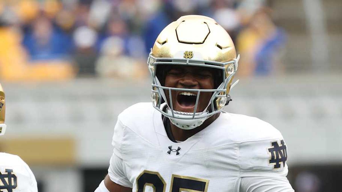  Notre Dame defensive lineman Bryce Young (95) has an NFL pedigree. | Charles LeClaire-Imagn Images 