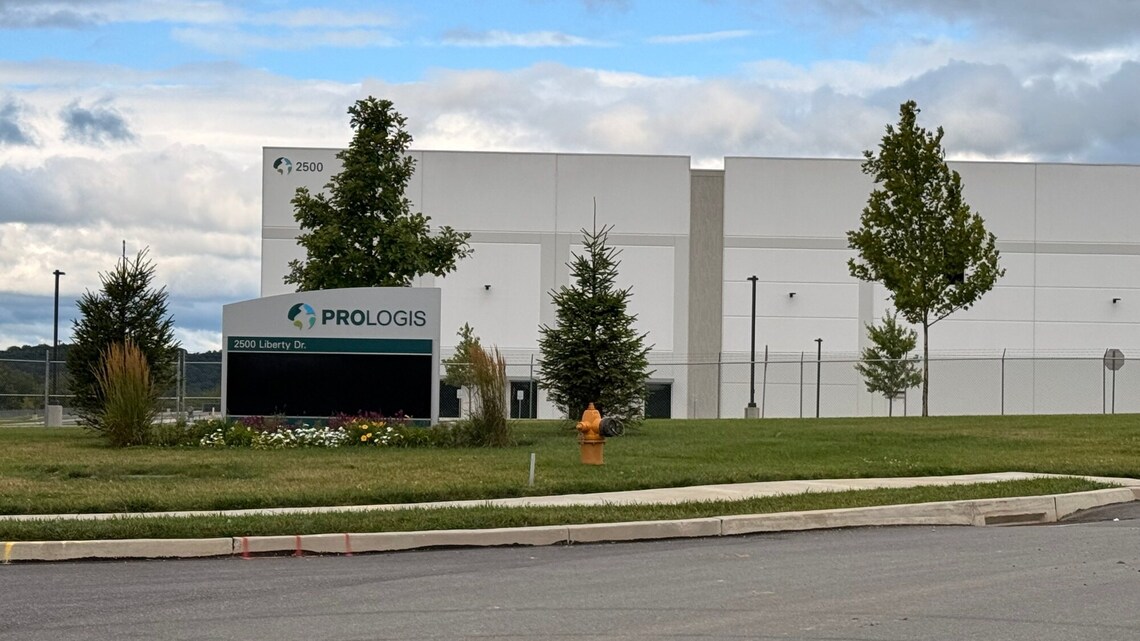 Who works for whom? Ohio man’s podcast explores data centers, AI