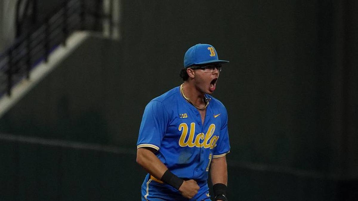  Mar 1, 2026; Arlington, TX, USA; UCLA Bruins against Mississippi State Bulldogs during the Amegy Bank College Baseball Series at Globe Life Field. Mandatory Credit: Dustin Safranek-Imagn Images | Dustin Safranek-Imagn Images 