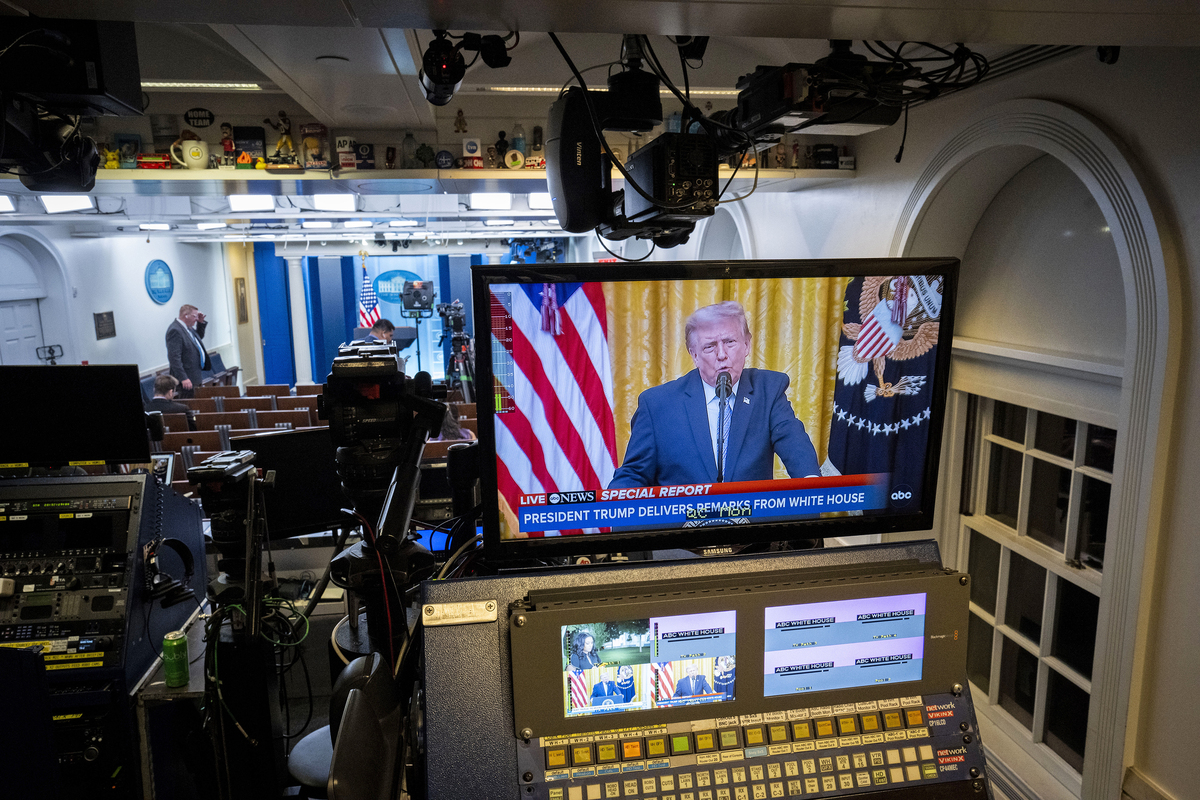 Video monitors in the White House briefing room in Washington carry a live feed of President Donald Trump as he addresses the nation on Thursday, July, 16, 2026. The bottom-line message Trump wanted to leave with the public was this: He is not a loser, regardless of the result of the 2020 election. (Doug Mills/The New York Times)
