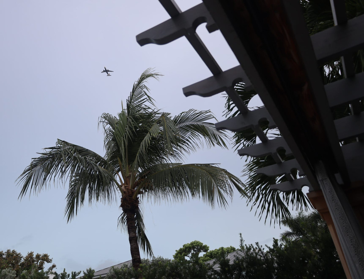 Mar-a-Lago flight restrictions, one year later | Noise, exhaust, soot ...