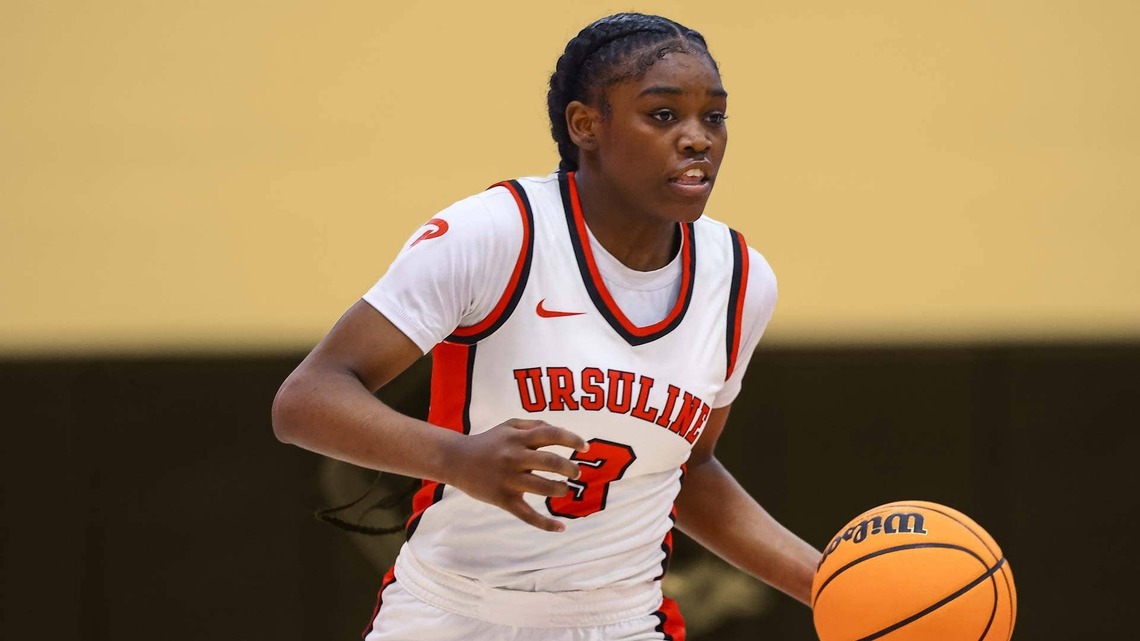 WNBA's next big thing? 17-year-old GG Banks looks like a future superstar 