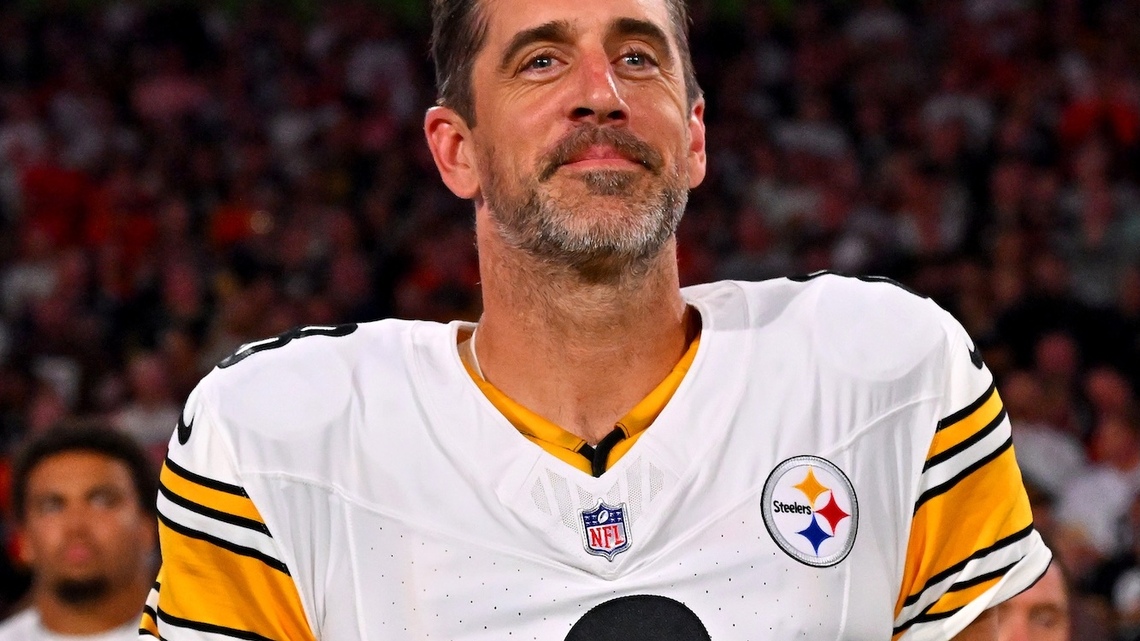 Aaron Rodgers Calls Out the Media After 3-Touchdown Performance Against Colts 