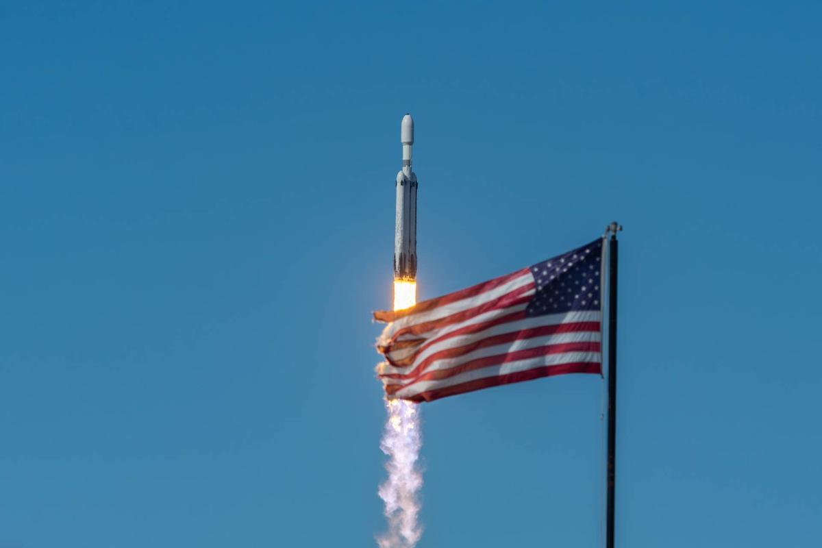  SpaceX lands $4.16B deal from US Space Force 