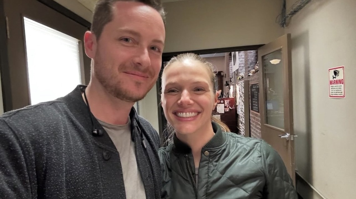 Beziehung zwischen Jesse Lee Soffer und Tracy Spiridakos (Chicago PD) ...