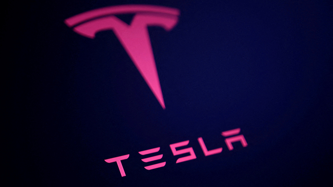 Tesla is beginning Semi electric truck deliveries
