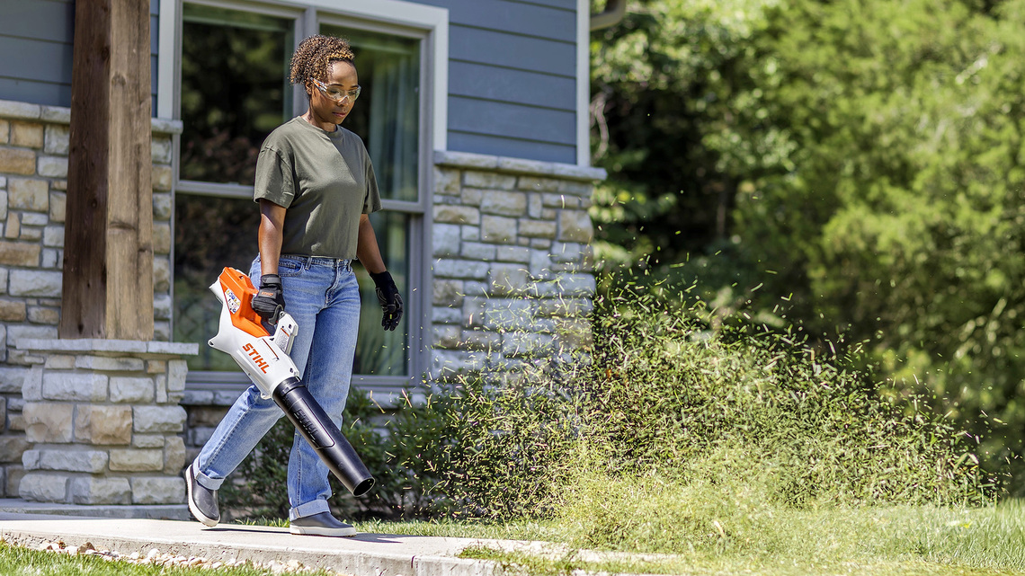 Gadgets: Great tools for your yard