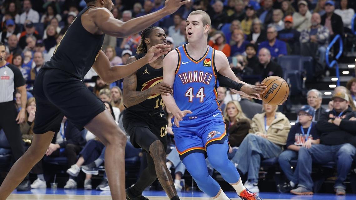 Strong start helps depleted Thunder snap Cavaliers' 7-game win streak