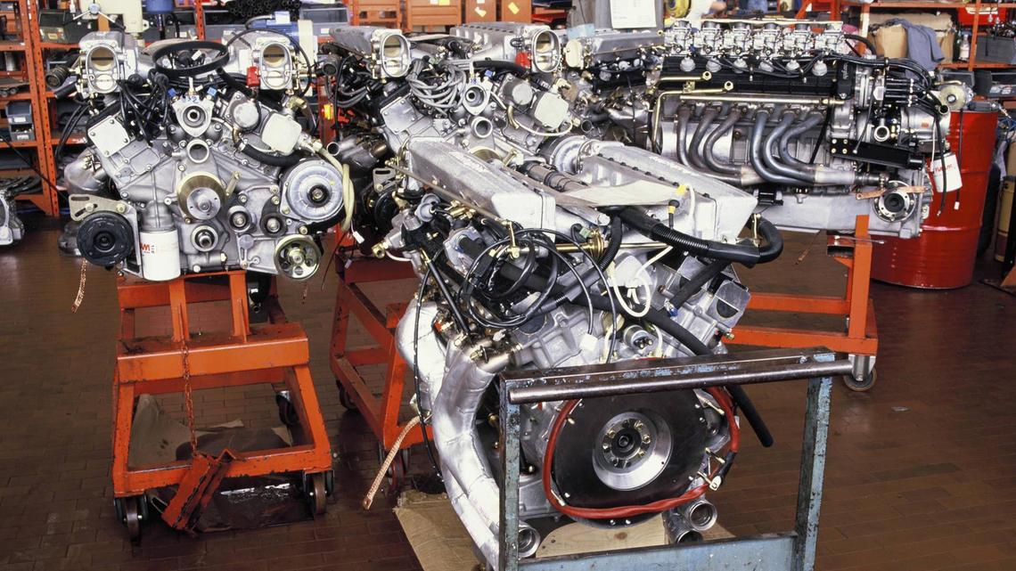 The 3 Cars That Defined the 1980s Supercar Power Struggle 