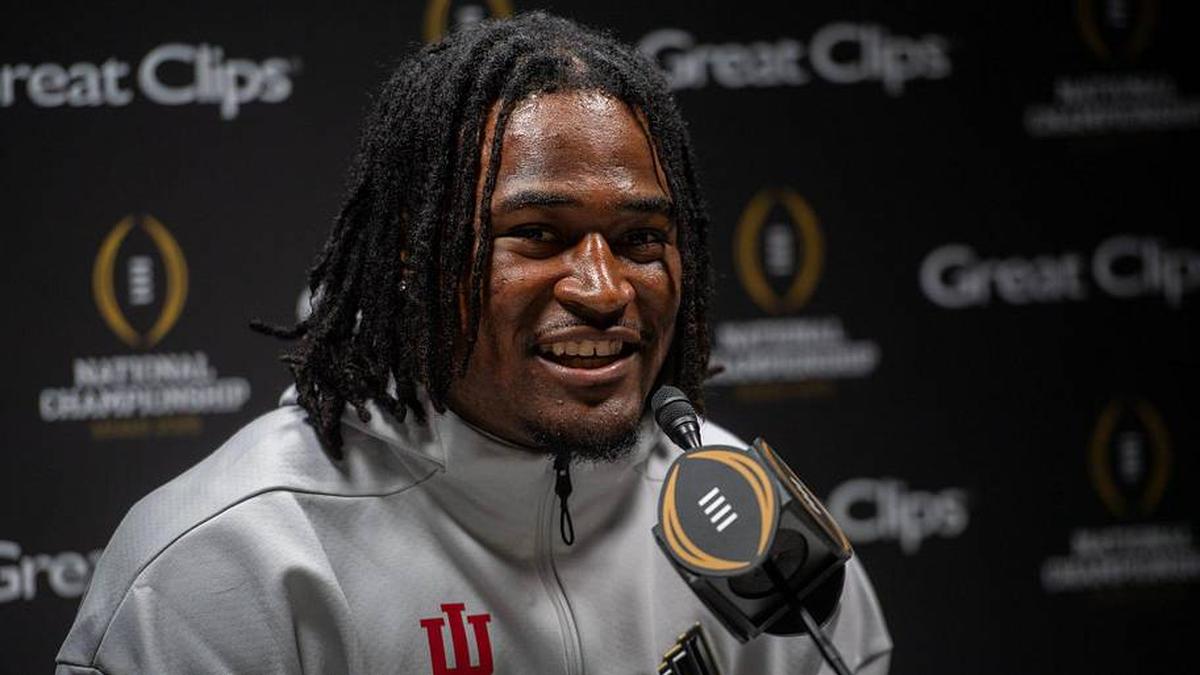  Indiana's Kaelon Black answers questions at Media Day during the College Football Playoff on Saturday, Jan. 17, 2026. | Rich Janzaruk/Herald-Times / USA TODAY NETWORK via Imagn Images 