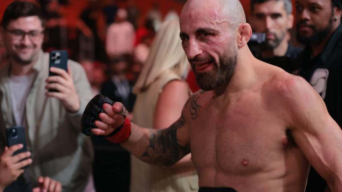 UFC 333: Volkanovski earns first finish since 2023, retains featherweight title