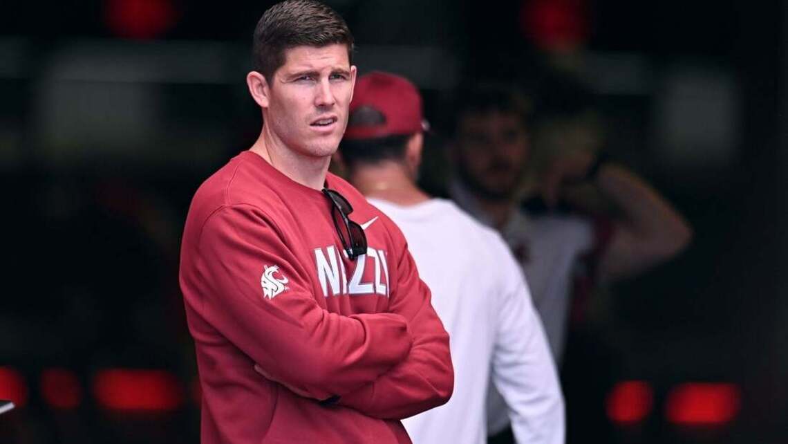 Familiar rivals square off as Arizona visits Washington State