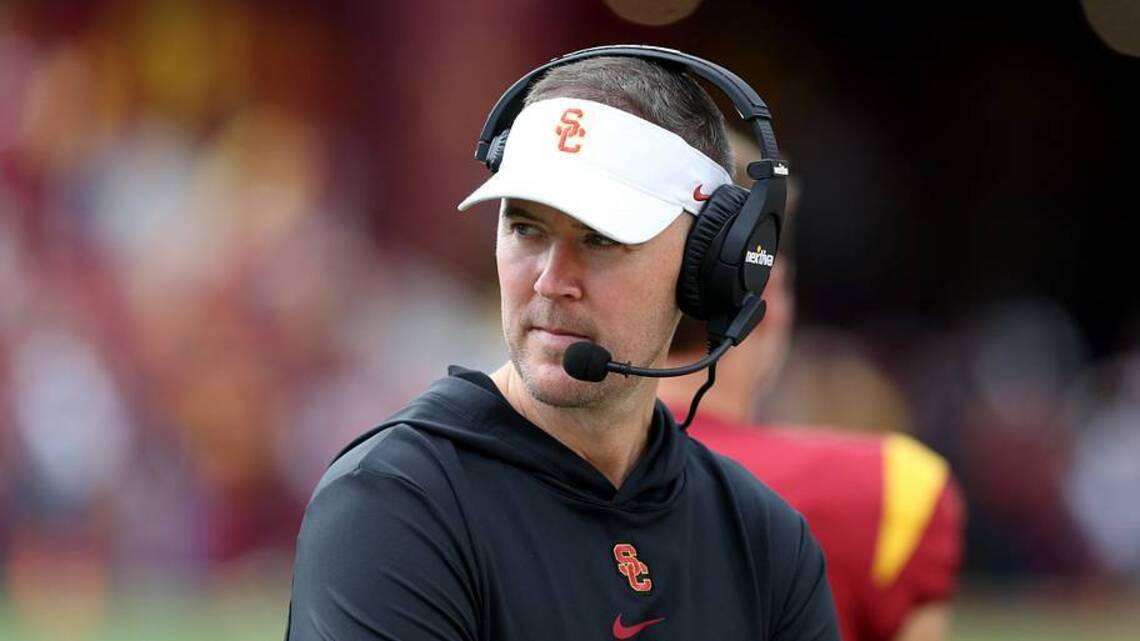 Bowl Game Projections Display Continuing Theme for USC Trojans