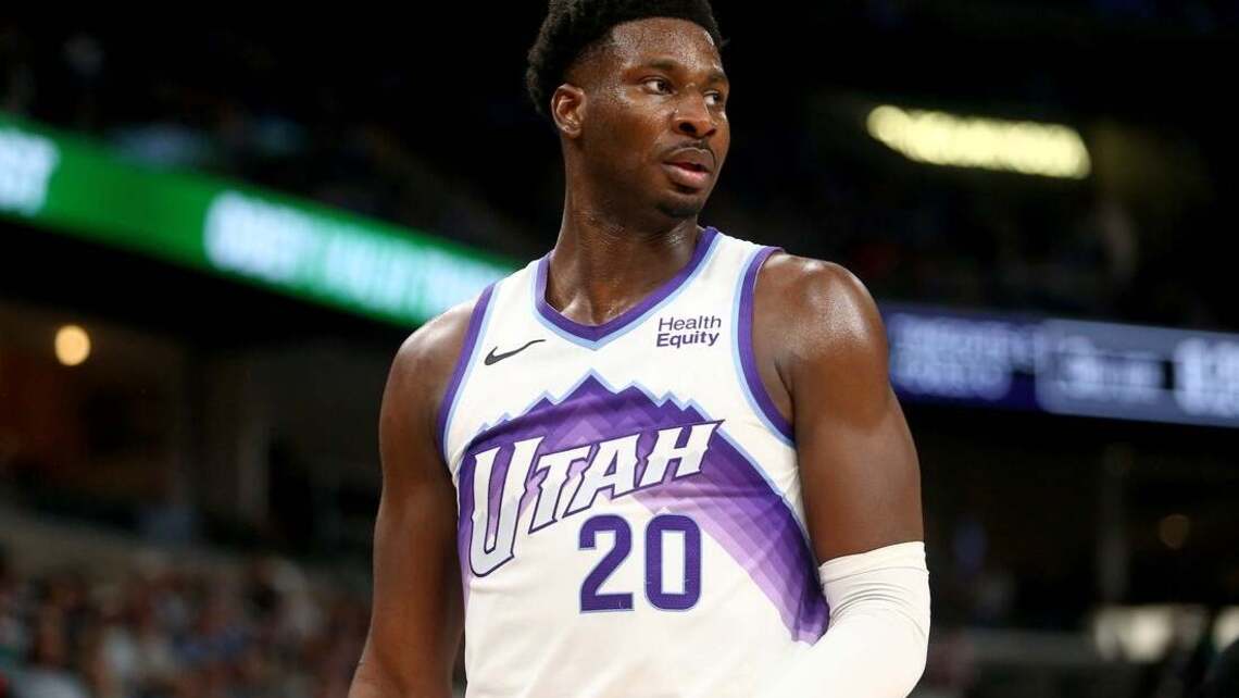Jazz star Jaren Jackson out at least 6 weeks with torn MCL 