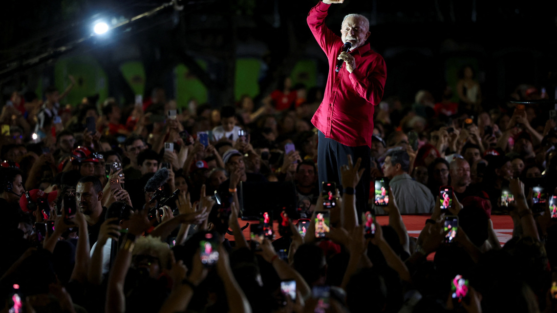 Explainer-Brazil's two main presidential candidates promise fiscal fixes, but leave hard choices unsaid 