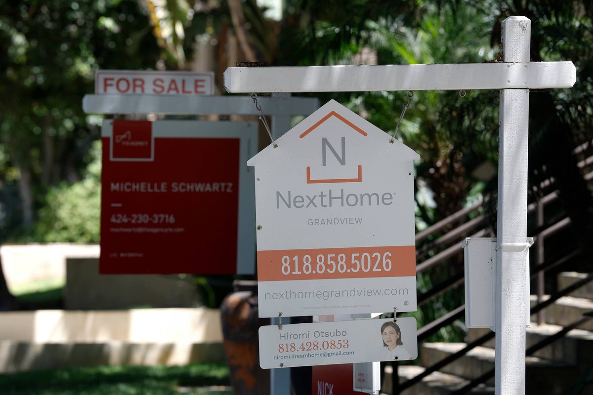  The latest inflation data probably won't lead to a mortgage-rate decrease. 