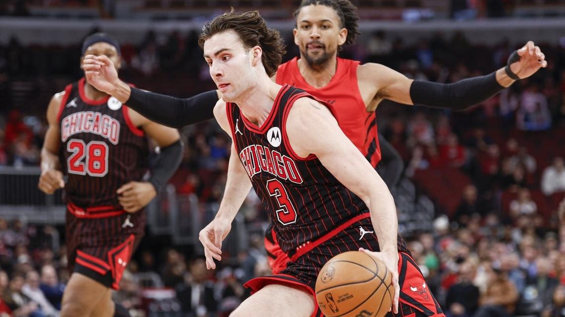 Bulls match third-longest skid in team history with loss to Blazers 
