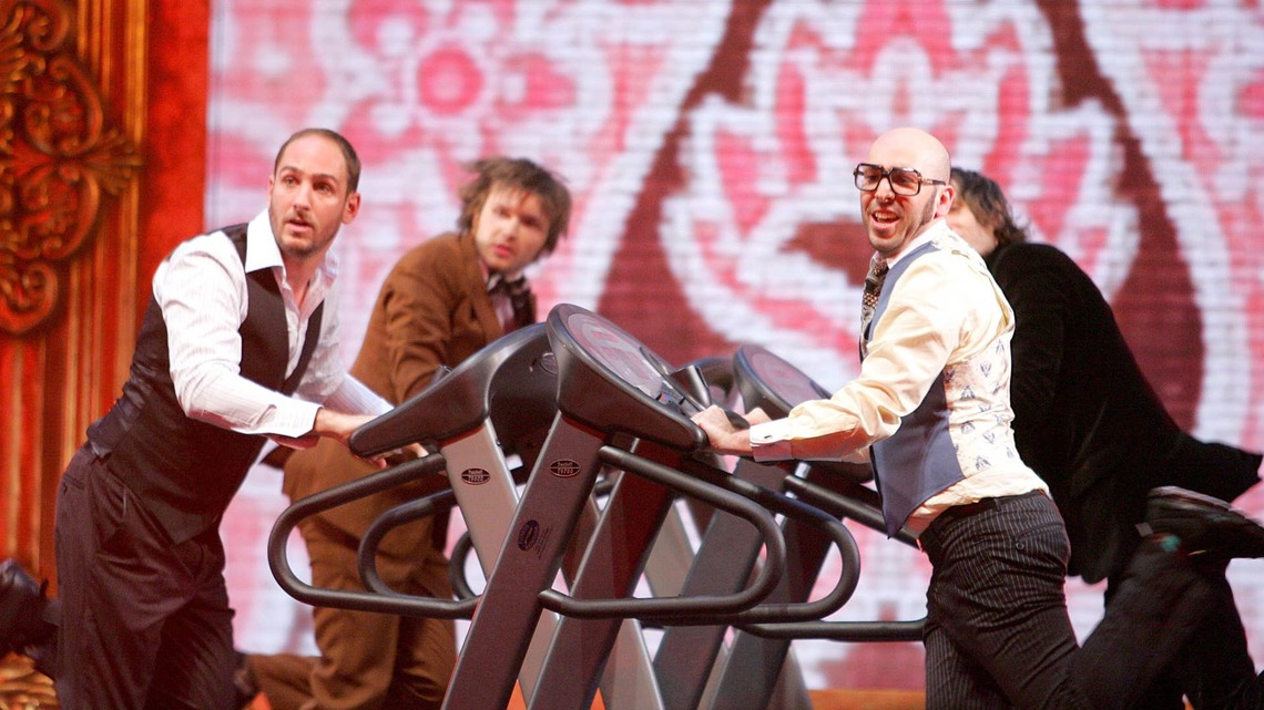 This OK Go Music Video Broke the Internet in 2006-Nearly 20 Years Later, That Treadmill Routine Still Stops You in Your Tracks 