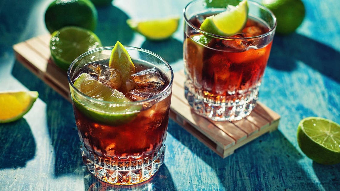 The Simple Way To Turn Cola Into the Perfect Fancy Summer Drink 