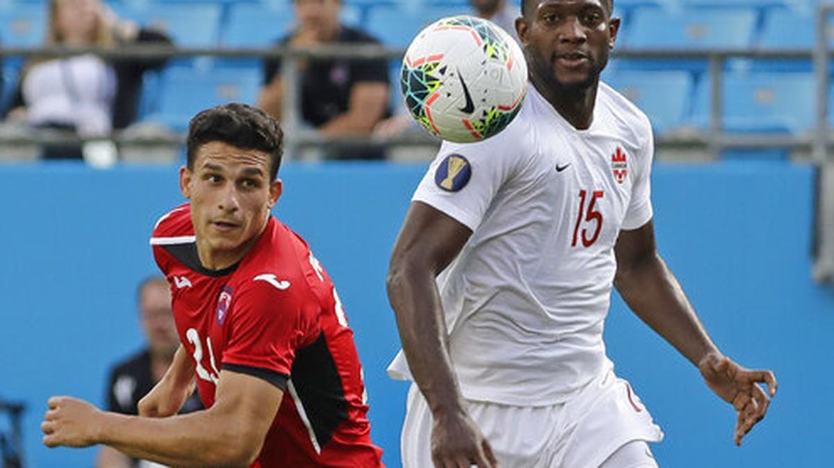 Doneil Henry, Luis Paradela