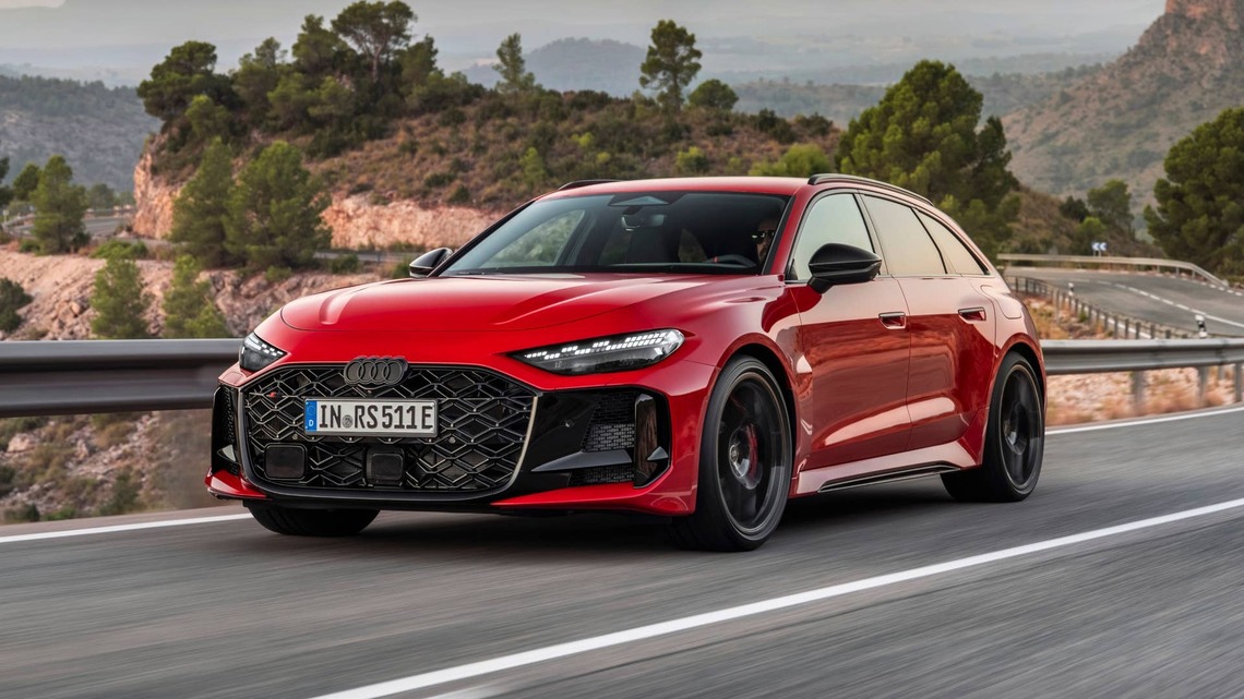 Audi RS 5 Avant Has 107 More HP Than the BMW M3 Touring, and Still Loses 