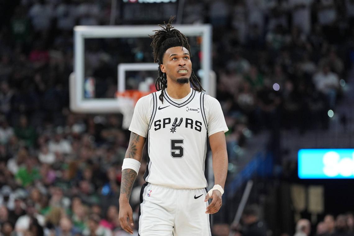  San Antonio Spurs guard Stephon Castle (5) Daniel Dunn-Imagn Images