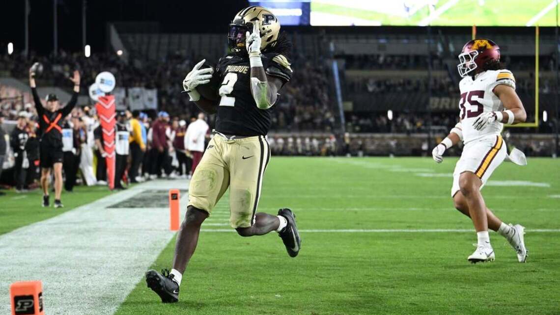 Fame Ijeboi (3 TDs) burns former team as Purdue pounds Minnesota 