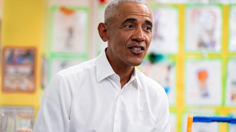 Barack Obama Says We Would Know If the U.S. Government Had Hidden Aliens 